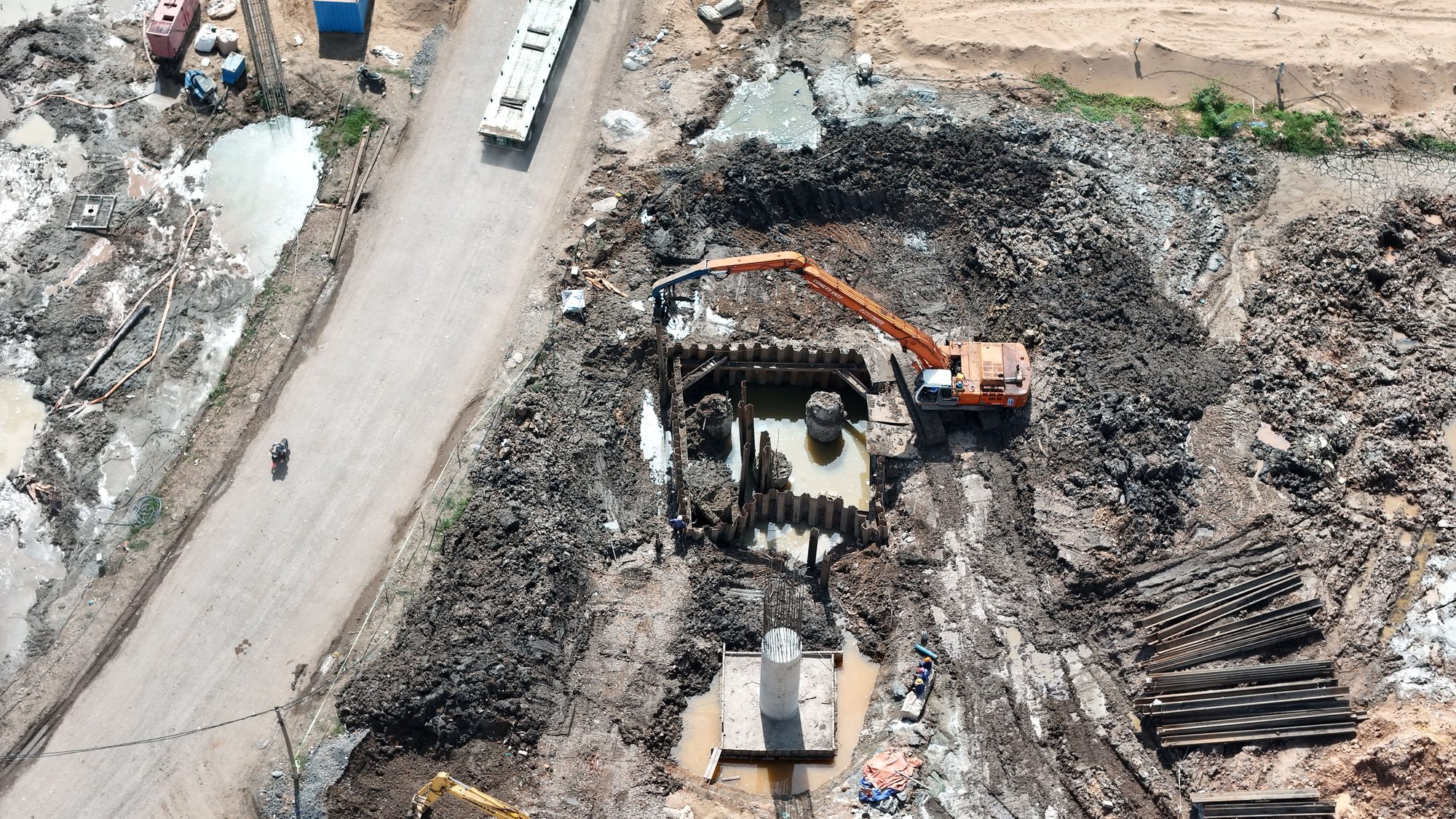 Excavación de fundaciones con entibado
